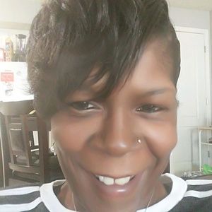 Meet your Posher, Jacqueline